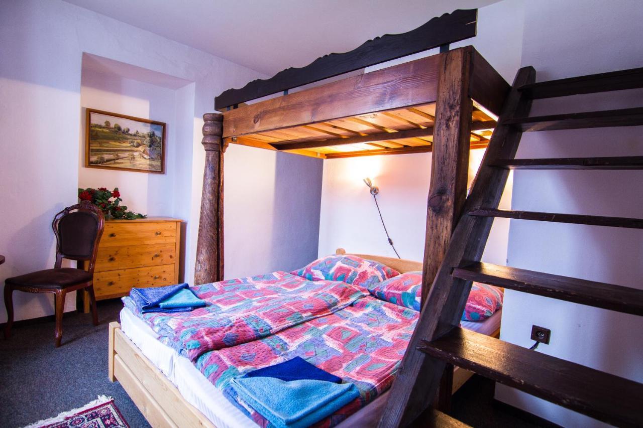 Hotel Posta Černý Dŭl Buitenkant foto