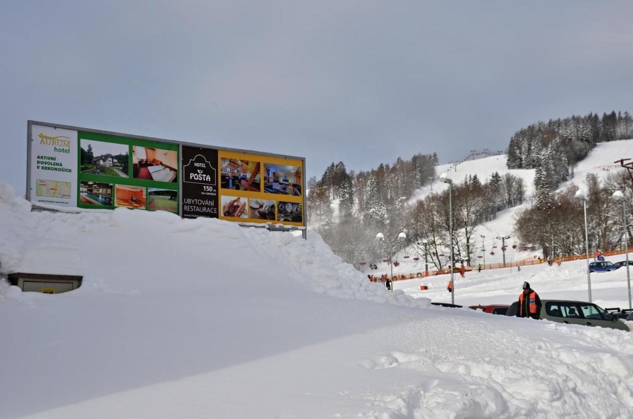 Hotel Posta Černý Dŭl Buitenkant foto