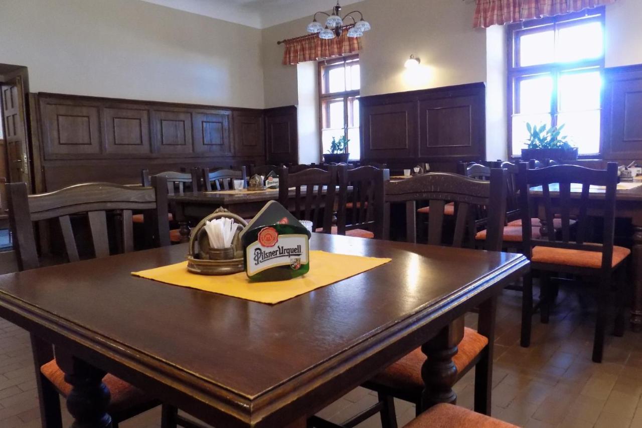 Hotel Posta Černý Dŭl Buitenkant foto