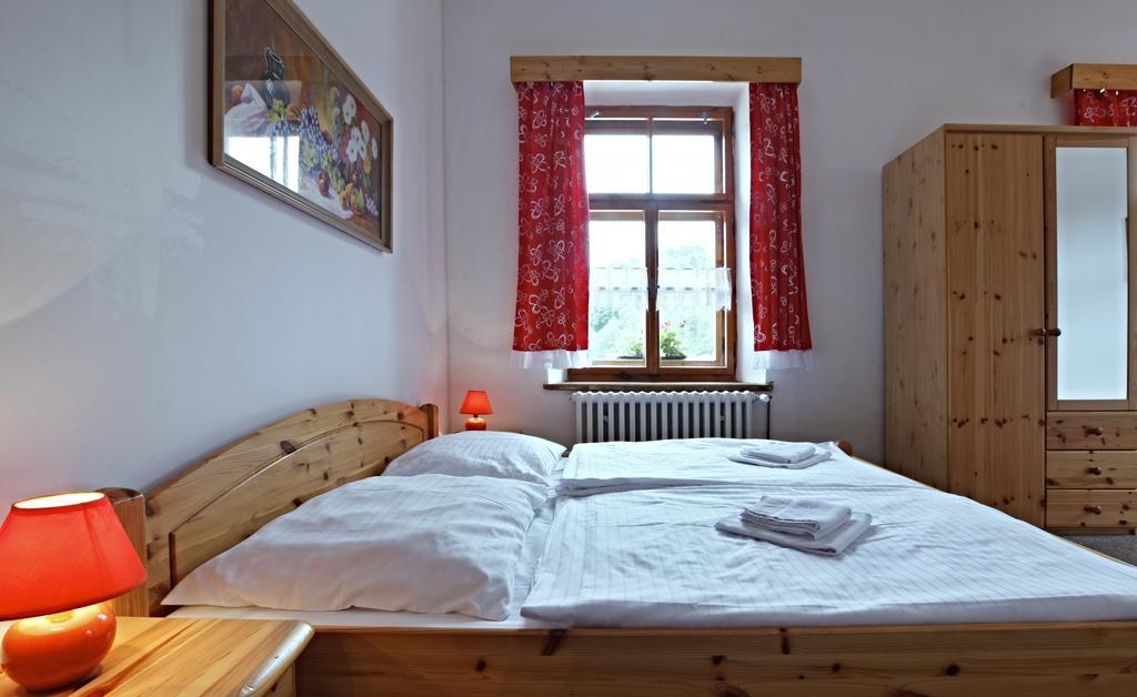 Hotel Posta Černý Dŭl Buitenkant foto