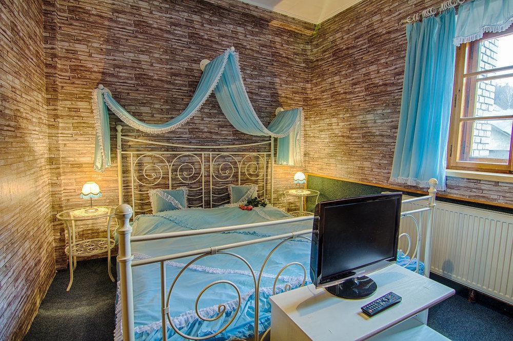 Hotel Posta Černý Dŭl Buitenkant foto