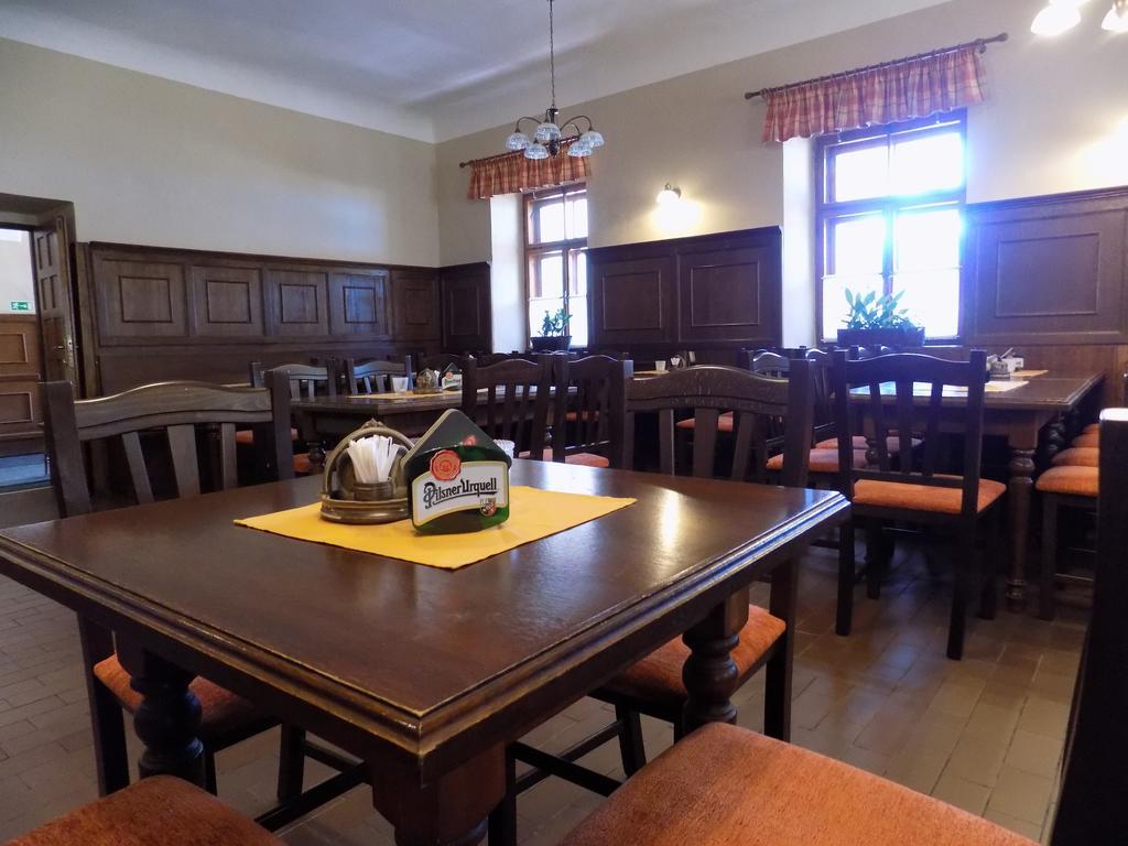 Hotel Posta Černý Dŭl Buitenkant foto