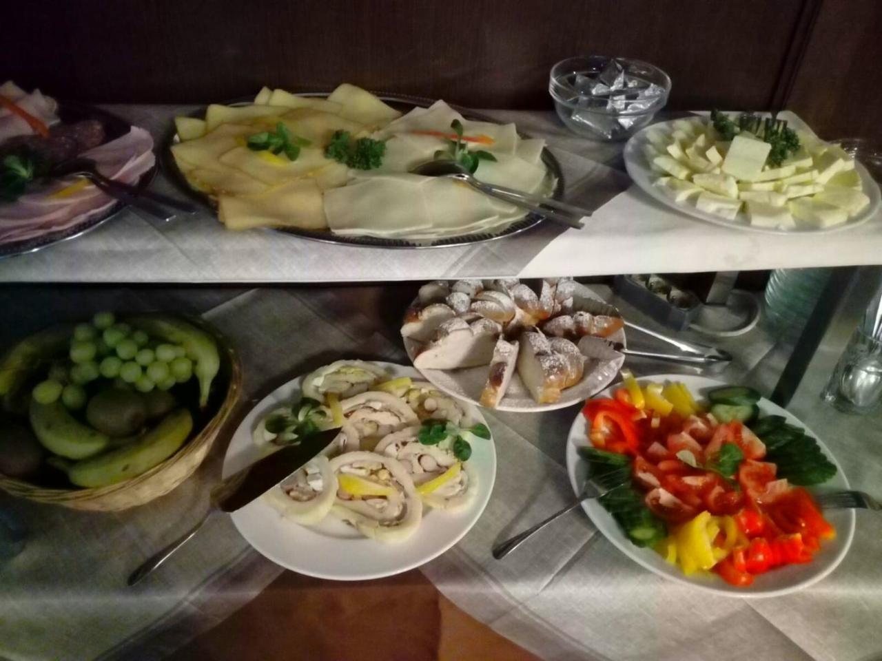 Hotel Posta Černý Dŭl Buitenkant foto