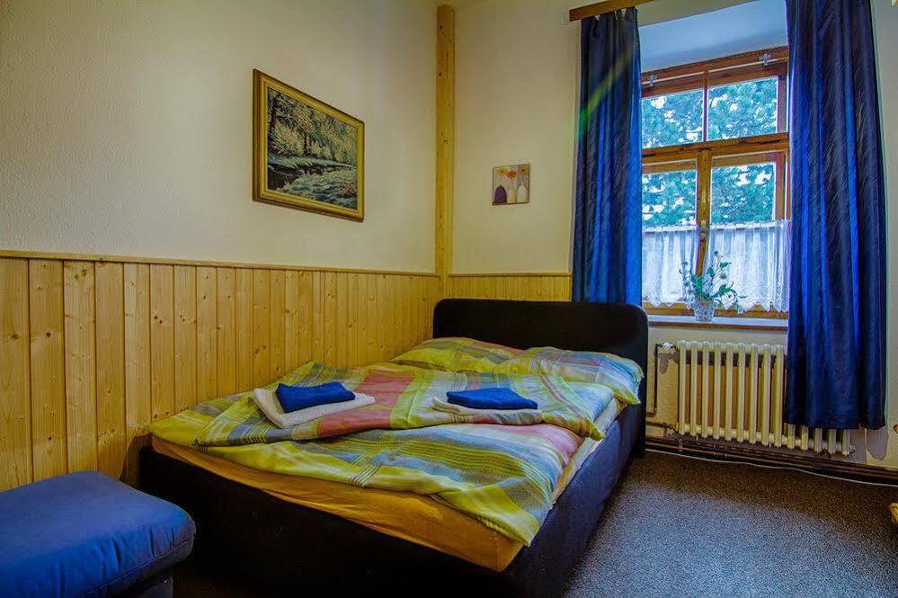 Hotel Posta Černý Dŭl Buitenkant foto